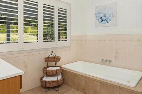 Avocado Grove B & B - Tourism TAS 4