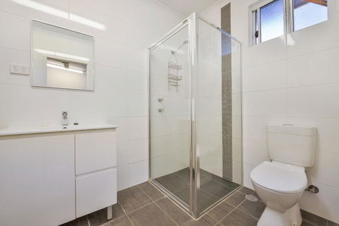 Getaway Villas Unit 38 12 1 Bedroom Self Contained Accommodation - Tourism TAS 7