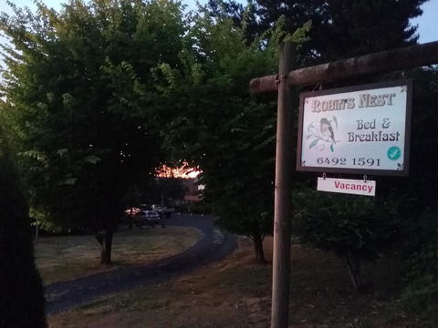 Robins Nest B & B - Hobart Tourism 6