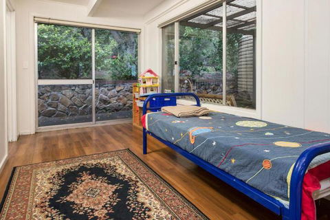 Eagle Bay Beach House - Tourism TAS 3