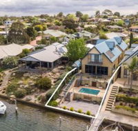 The Loft Waterfront with Private Pool