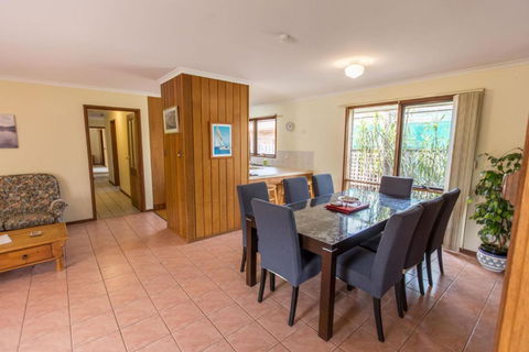Dolf Inn Pet Friendly & Close To Town - Hobart Tourism 4