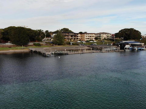 Aquarius 9 Opposite Wallis Lake - Tourism TAS 2