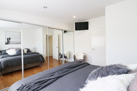 Toallo St - Tourism TAS 5