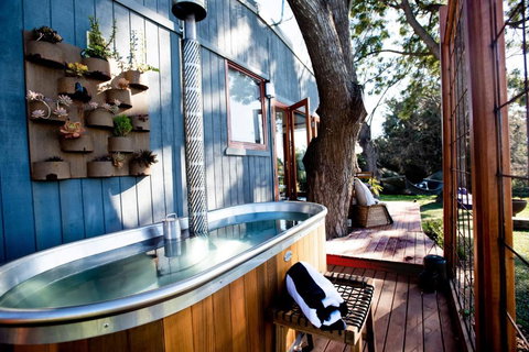 Big Tiny 6Sixteen The Banks - Hobart Tourism 5