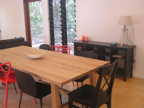 16 Ibis Court Rainbow Shores Beautiful Private & Peaceful Wi Fi - Hobart Tourism 1