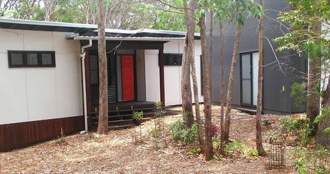 16 Ibis Court Rainbow Shores Beautiful Private & Peaceful Wi Fi - Hobart Tourism 4