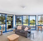 Heritage 202 Overlooking the Water - Tourism TAS