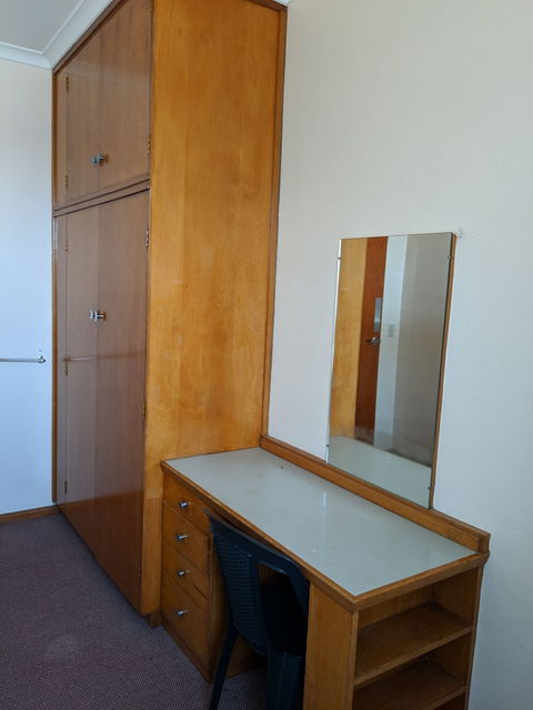 Young Budget Accommodation - Tourism TAS 3