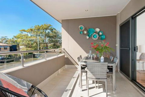 Suibhne Modern Unit Opposite River - Hobart Tourism 3