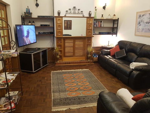 Barossa Glen Henris Cottage Bed & Breakfast - Hobart Tourism 4