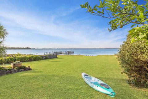 Eagle Point Getaway Waterfront Serenity! - Tourism TAS 7