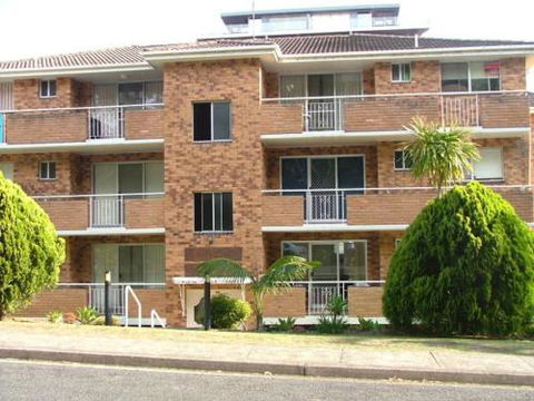 Dolphin Court 1 / 48 North Street - Tourism TAS 2