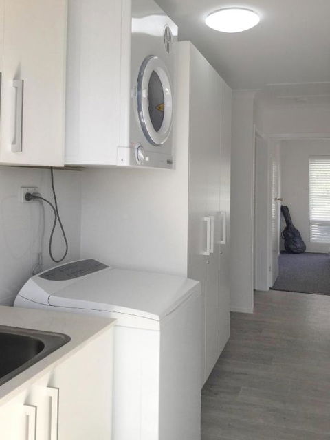 Booker Pde 34 Unit 2 Pet Friendly  - Hobart Tourism 1