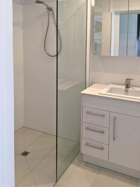 Booker Pde 34 Unit 2 Pet Friendly  - Hobart Tourism 4