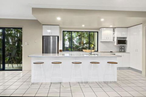 Beachside At Sapphire - Hobart Tourism 4