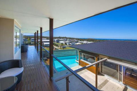 Shambhala At Sapphire Beach - Hobart Tourism 0