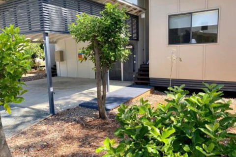 Bluewater 2 Rainbow Shores Walk To Beach Private & Stylish Beach Escape All On Level - Hobart Tourism 6