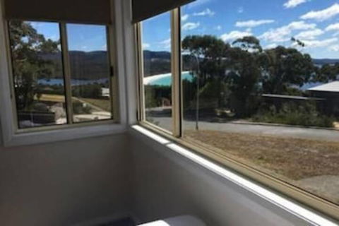 Angasi Apartment On Highcrest - Tourism TAS 3