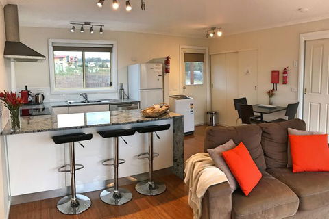 Angasi Apartment On Highcrest - Tourism TAS 5