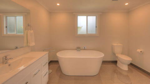 Castaway Cottage - Essentially Tas - Tourism TAS 5