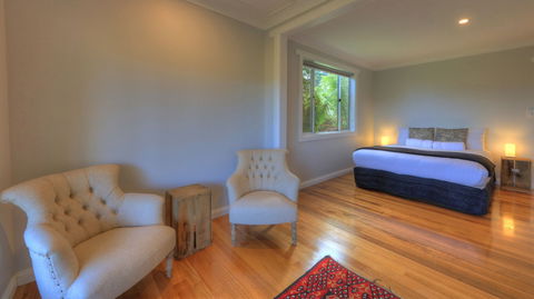 Castaway Cottage - Essentially Tas - Tourism TAS 6
