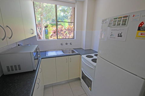 Dunes Holiday Apartments Unit 1 - Hobart Tourism 4