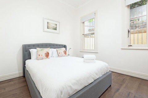Stunning Sydney Home 7 - Tourism TAS 7