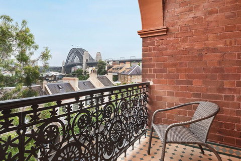 Stunning Sydney Home 7 - Tourism TAS 1