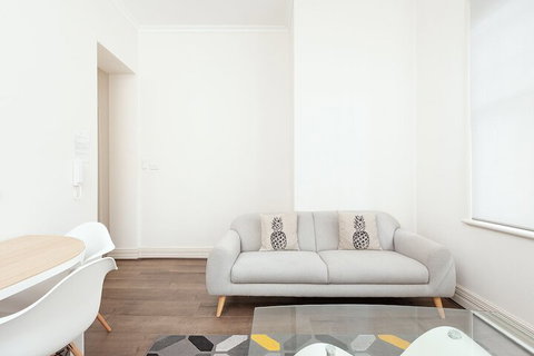 Stunning Sydney Home 7 - Tourism TAS 3
