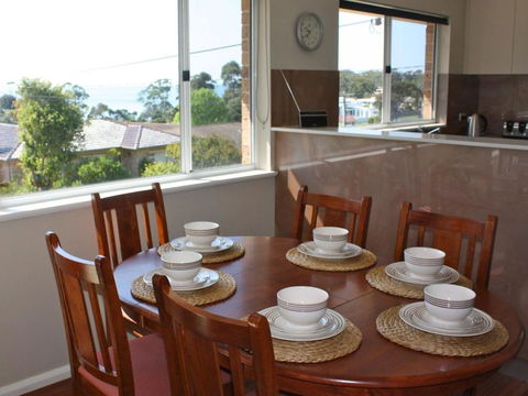 Seaview 48 MOLLYMOOK - Hobart Tourism 3