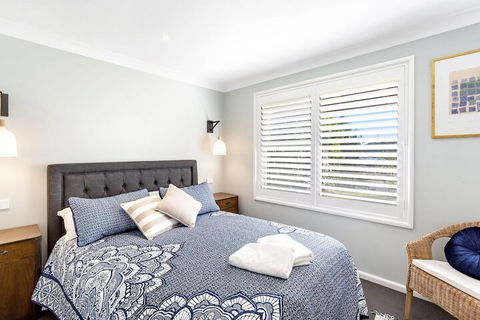 Bagnall Avenue 1 - Hobart Tourism 3