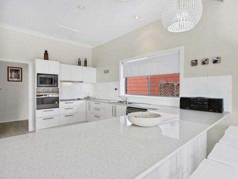 Fairwater In Mollymook - Hobart Tourism 5