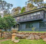 Bellara your home among the gum trees - Hobart Tourism