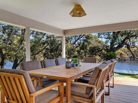 Cabarita On Currarong Creek - Hobart Tourism 1