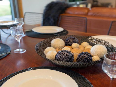 Willowview Coastal Retreat Stunning Views - Tourism TAS 6