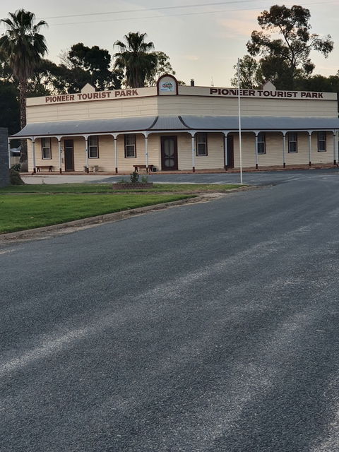 Deniliquin Pioneer Tourist Park - Hobart Tourism 3