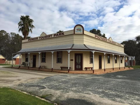 Deniliquin Pioneer Tourist Park - Hobart Tourism 1