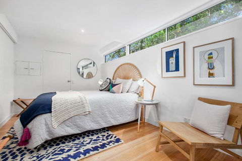 Stunning Seaviews Sunshine Beach - Tourism TAS 5