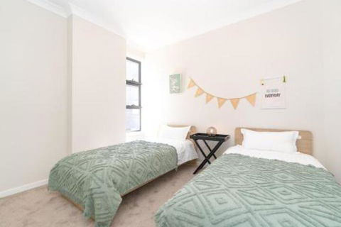 SP246 Brandnew Modern Apt In Penrith With Parking - Tourism TAS 2