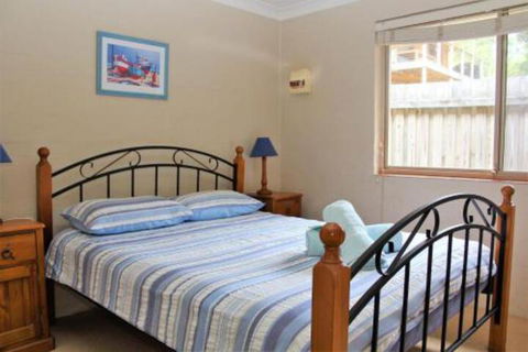 BEACHSIDE VILLA 2 - Tourism TAS 3