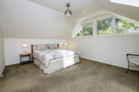 THE BEACH HOUSE - Tourism TAS 2