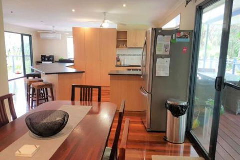 10 Naiad Court Beach Retreat In The Bush - Hobart Tourism 3