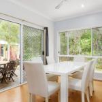 6 Ibis Court Modern Tropical Family Home With Inground Swimming Pool & Outdoor Entertaining Area - Hobart Tourism 0