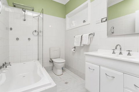 Morna Point Road 86a Nells Cottage - Tourism TAS 7