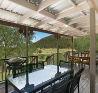 Rosa Estate in Broke Two 3br House in walking distance to Cellar Doors
