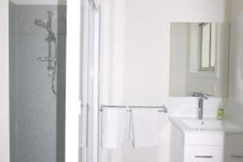 Umtali Beach House - Tourism TAS 5