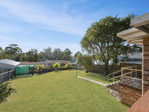 Buckland St. 29 Mollymook - Hobart Tourism 6