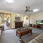 Buckland St. 29 Mollymook - Hobart Tourism 0