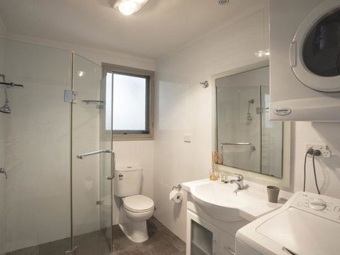 Mitchell Pde 116 - Hobart Tourism 1